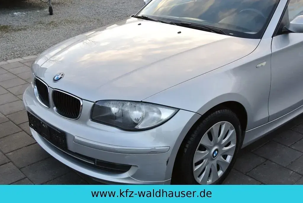 Usata BMW 116 122 CV (89 kW) 2009 Argento Utilitaria