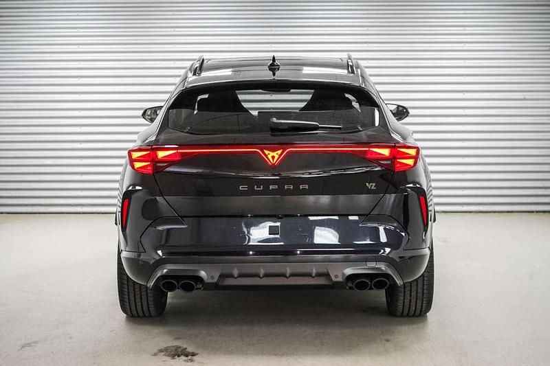 Neu Cupra Formentor VZ 333 PS (244 kW) 2025 Midnight black SUV