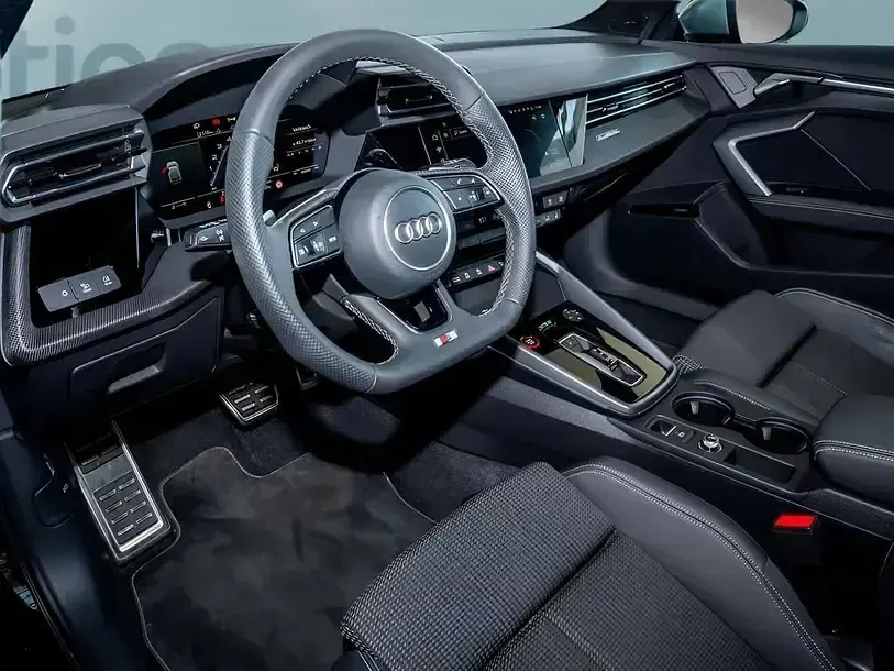 Second-hand Audi S3 333 CP (244 kW) 2025 Negru Berlinǎ