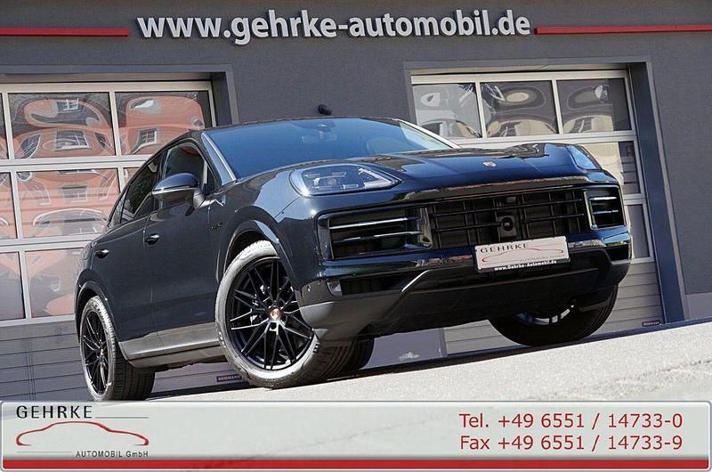 Chromitschwarz Gebraucht 2025 Porsche Cayenne E-Hybrid Coupe Coupé | 110.850 € (Fairer Preis) - Bild 1/4