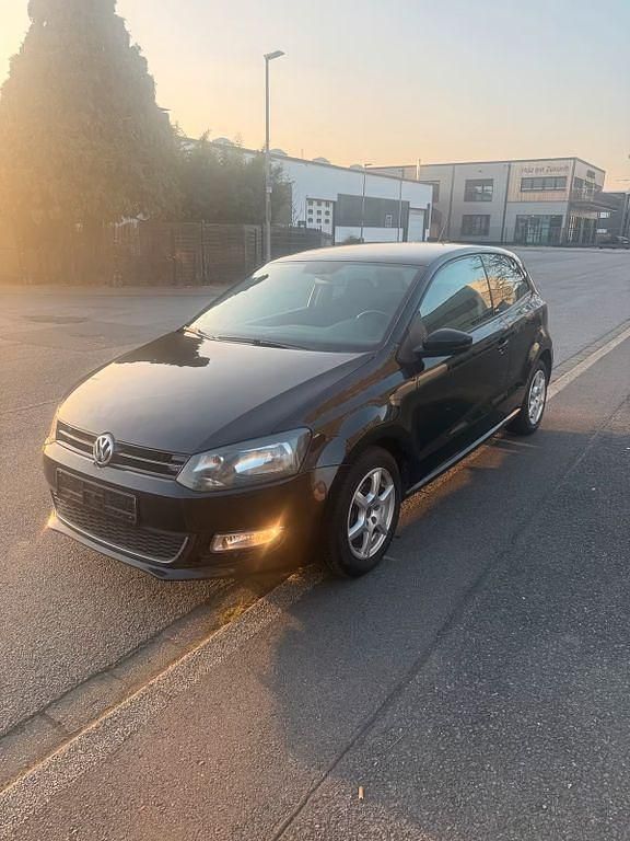 Gebraucht VW Polo 90 PS (66 kW) 2012 Schwarz Kleinwagen