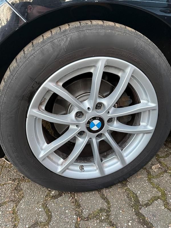 Gebraucht BMW 114 102 PS (75 kW) 2013 Schwarz Kleinwagen