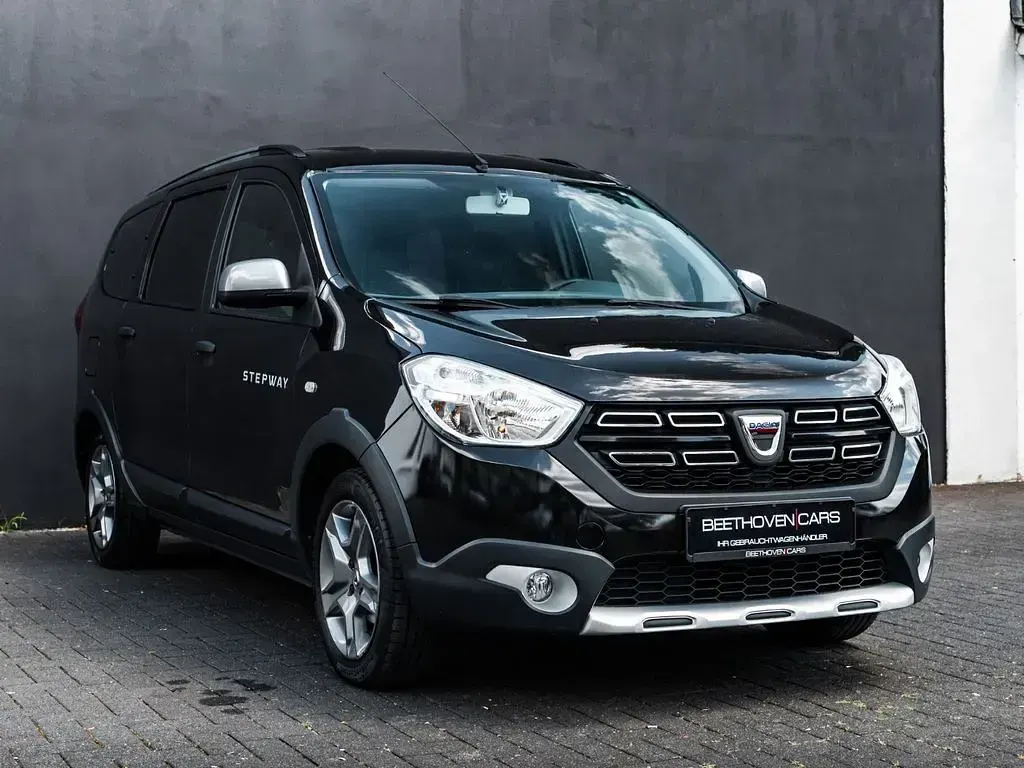 Gebraucht Dacia Lodgy Stepway 102 PS (75 kW) 2018 Schwarz Van / Kleinbus