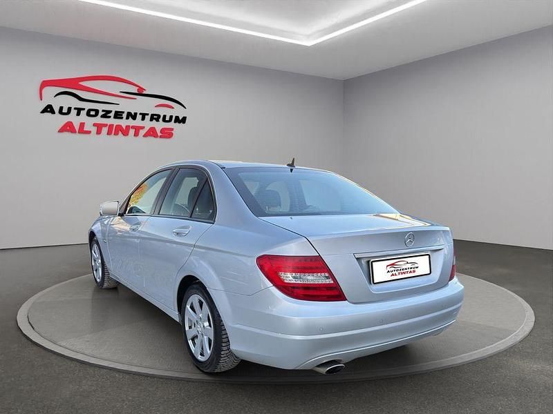Gebraucht Mercedes C220 170 PS (125 kW) 2012 Silber Limousine