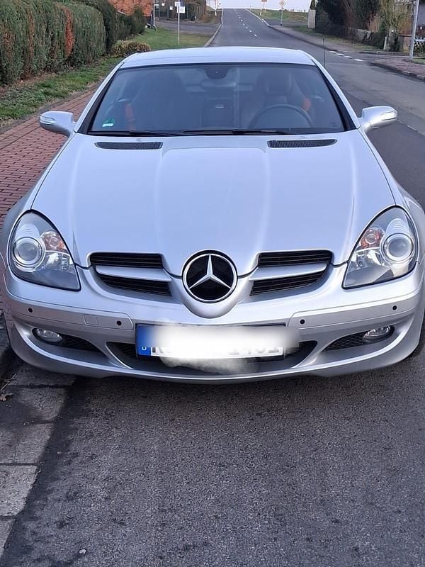 Gebraucht Mercedes SLK200 163 PS (119 kW) 2008 Silber Cabrio