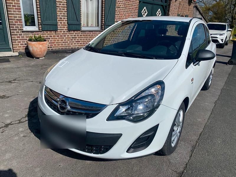 Gebraucht Opel Corsa 84 PS (61 kW) 2014 Weiß Kleinwagen