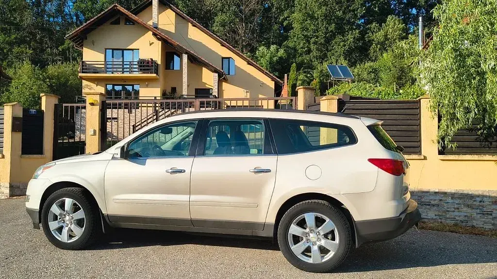 Gebraucht Chevrolet Traverse 300 PS (220 kW) 2012 Weiß SUV