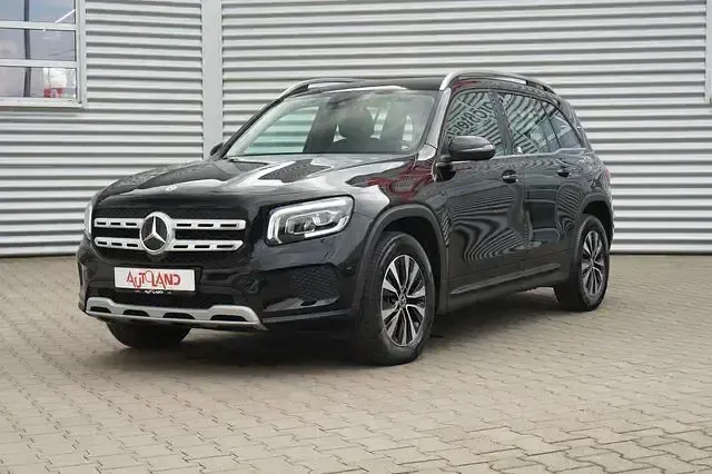Gebraucht Mercedes GLB220 Style 190 PS (139 kW) 2023 Schwarz SUV