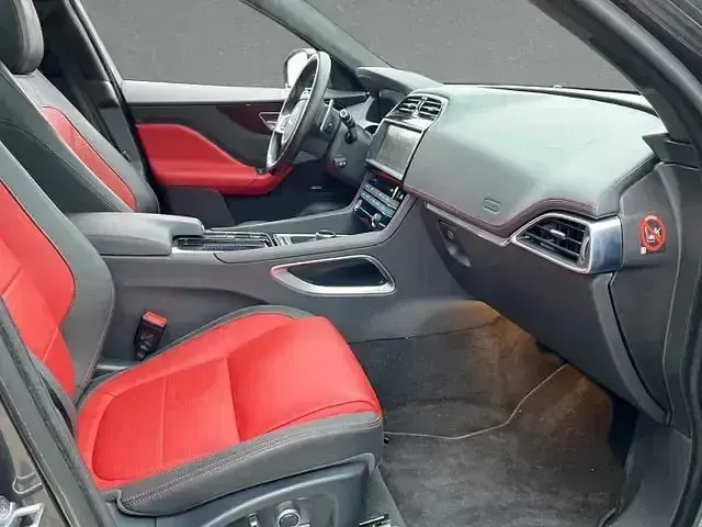 Gebraucht Jaguar F-Pace R-Sport 241 PS (177 kW) 2018 Grau SUV