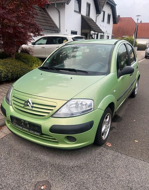 Gebraucht Citroën C3 56 PS (41 kW) 2003 Grün Kleinwagen