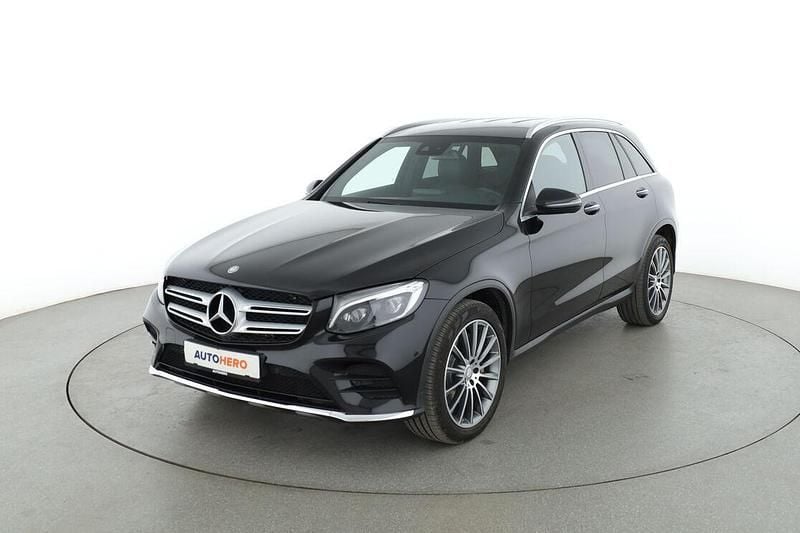 Schwarz Gebraucht 2016 Mercedes GLC250 AMG line SUV | 29.880 € (Fairer Preis) - Bild 1/3