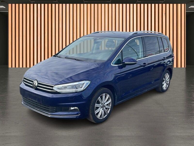 Gebraucht VW Touran Highline 150 PS (110 kW) 2024 Atlantic blau Van / Kleinbus