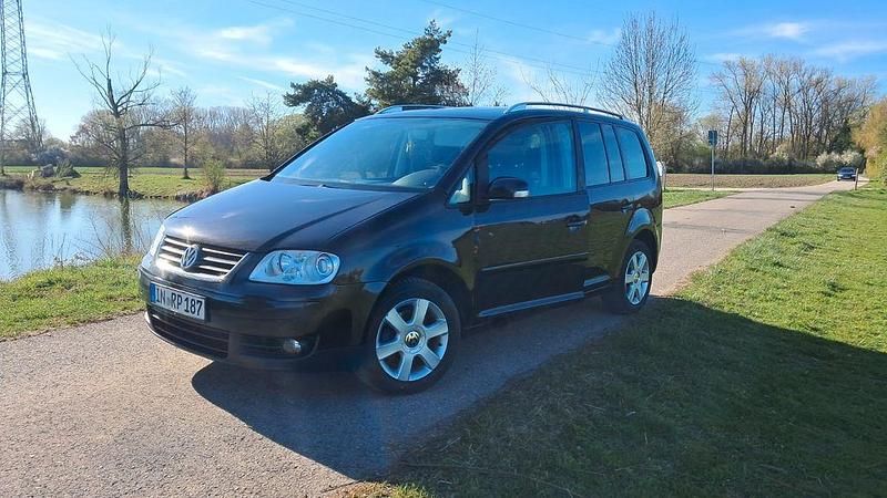 Gebraucht VW Touran Highline 140 PS (102 kW) 2005 Schwarz Van / Kleinbus