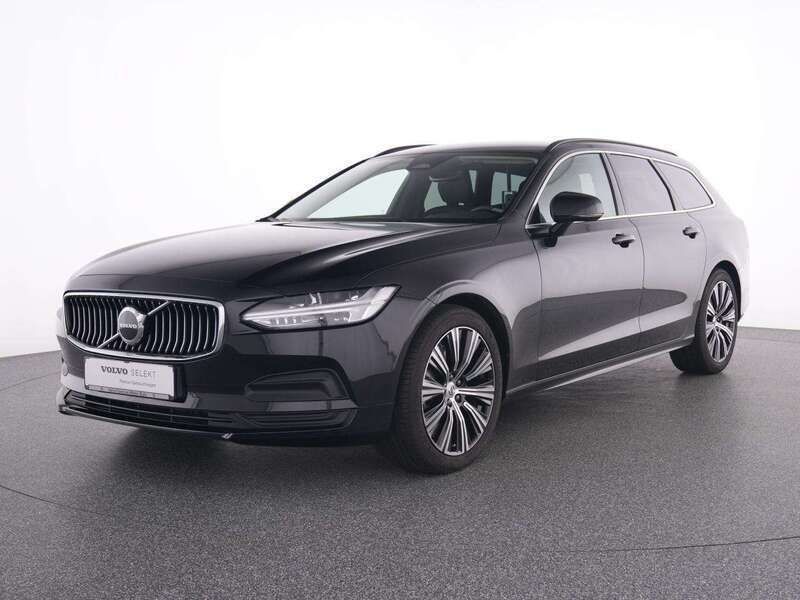 Gebraucht Volvo V90 Core 196 PS (144 kW) 2023 Schwarz onyx black / metallic Kombi