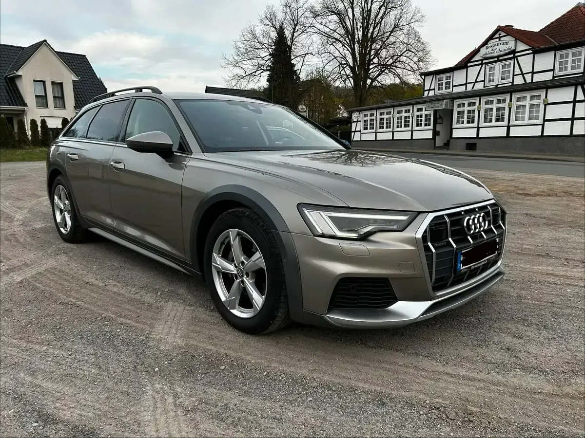 Gebraucht Audi A6 Allroad 286 PS (210 kW) 2020 Gold Kombi