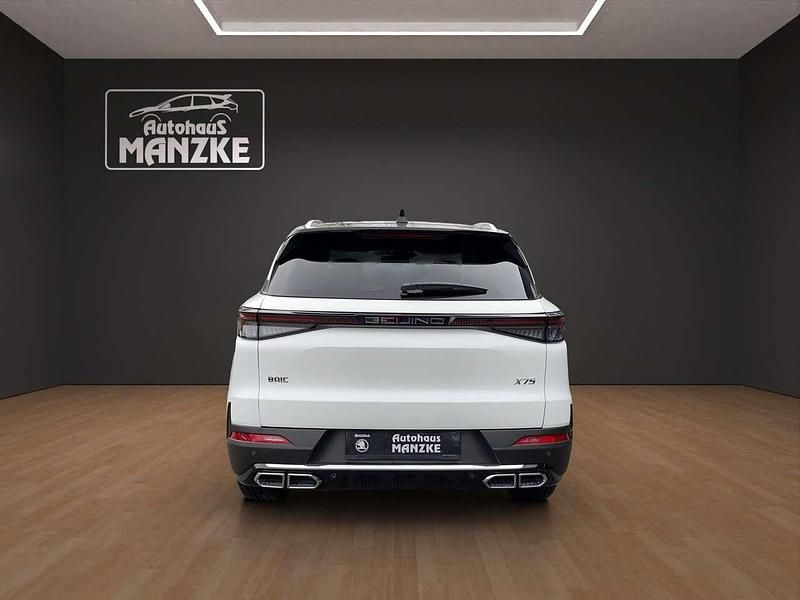 Gebraucht Baic X75 177 PS (130 kW) 2025 Weissmetallic SUV