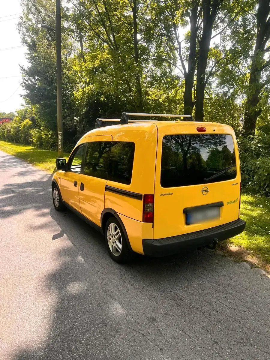 Second-hand Opel Combo 90 CP (66 kW) 2009 Galben Monovolum
