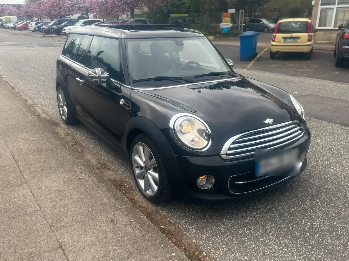 Usado Mini Cooper D 111 CV (81 kW) 2014 Negro Utilitario