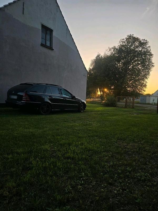 Gebraucht Mercedes C180 AMG 143 PS (105 kW) 2003 Schwarz Kombi