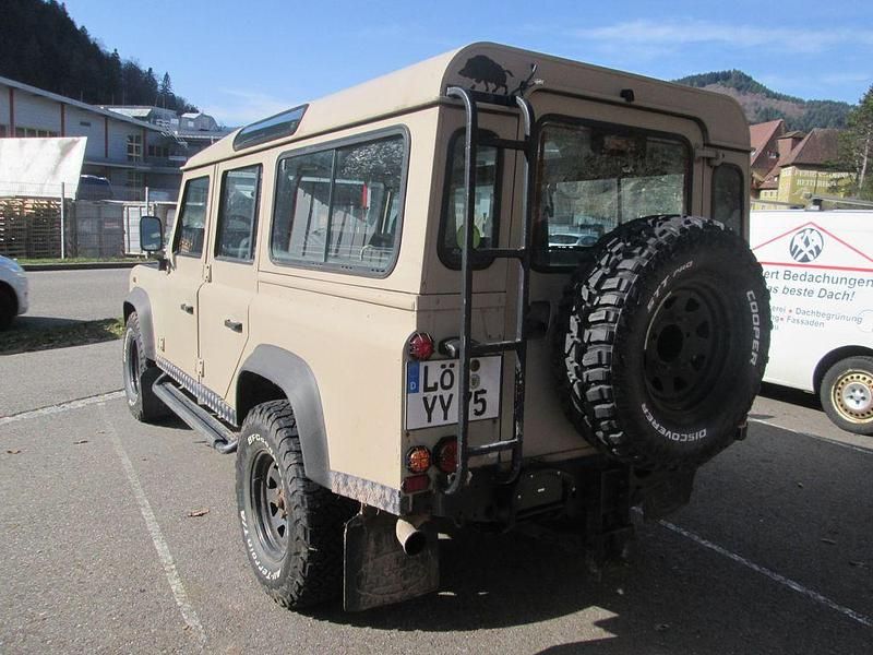Gebraucht Land Rover Defender 122 PS (89 kW) 2004 Beige Kombi