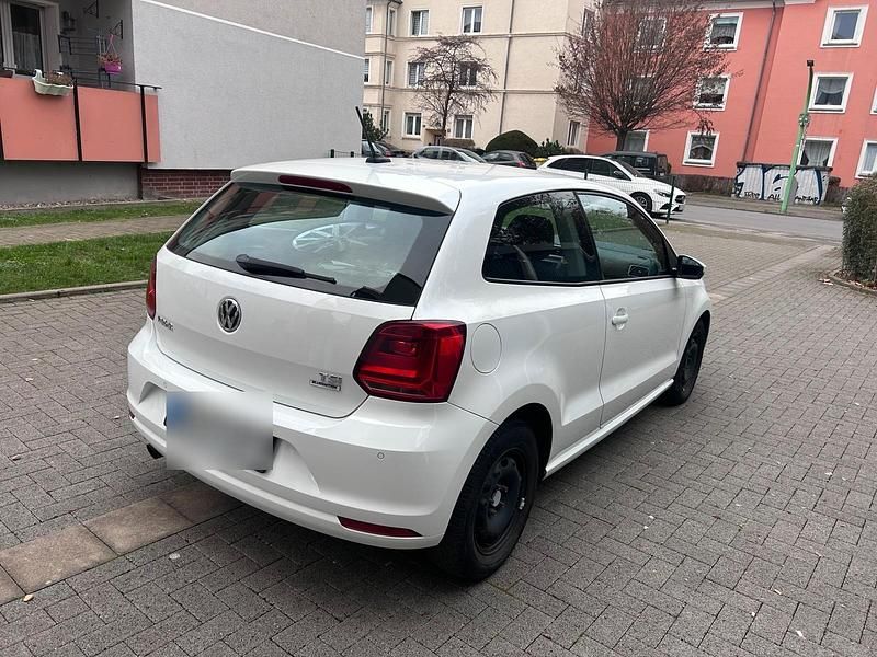 Gebraucht VW Polo 90 PS (66 kW) 2017 Weiß Kleinwagen