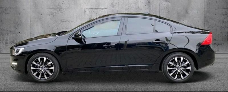Gebraucht Volvo S60 150 PS (110 kW) 2018 Schwarz Limousine