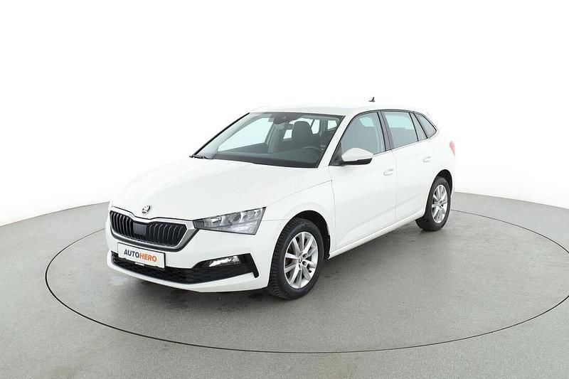 Weiß Gebraucht 2019 Skoda Scala Ambition Kleinwagen | 14.290 € (Fairer Preis) - Bild 1/3
