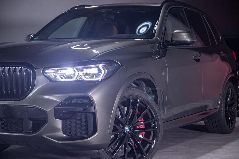 Gebraucht BMW X5 Performance 530 PS (389 kW) 2022 Grün SUV