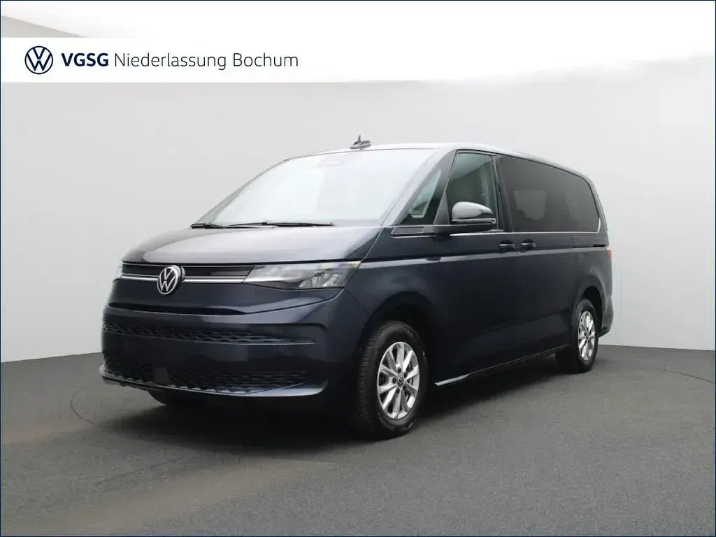 Gebraucht VW Multivan Life 150 PS (110 kW) 2025 Blau Van / Kleinbus