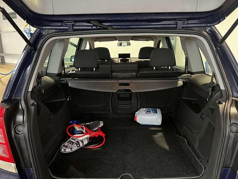 Gebraucht Opel Zafira Family 110 PS (80 kW) 2014 Blau Van / Kleinbus