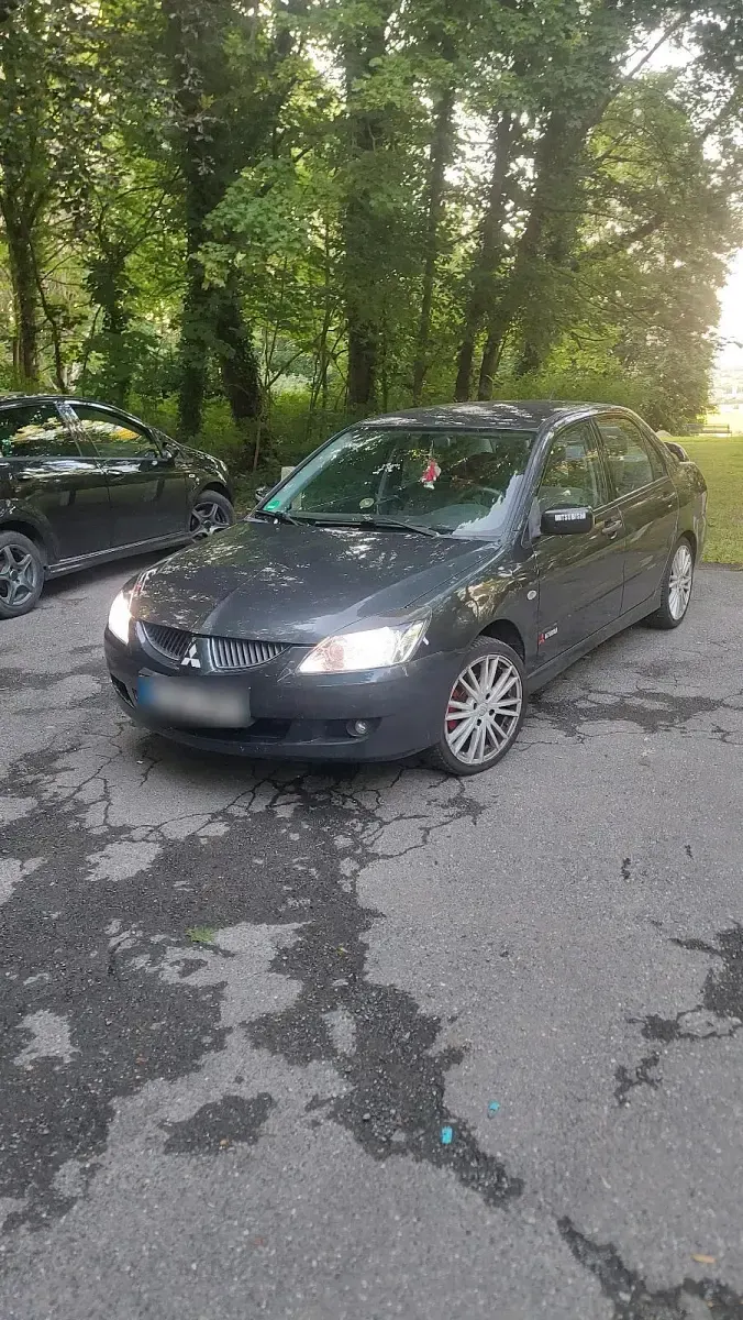Gebraucht Mitsubishi Lancer 105 PS (77 kW) 2005 Schwarz Kombi