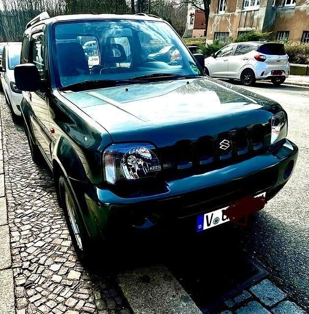 Grün Gebraucht 1999 Suzuki Jimny SUV | 3.500 € (Superpreis) - Bild 1/4