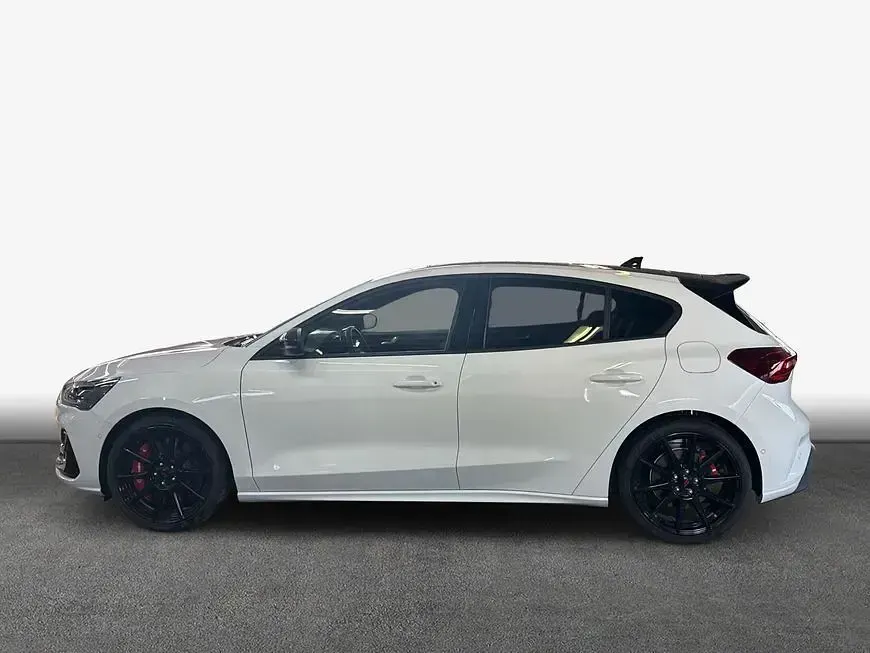Nowe Ford Focus ST 280 KM (205 kW) 2025 Biały Sedan/Limuzyna