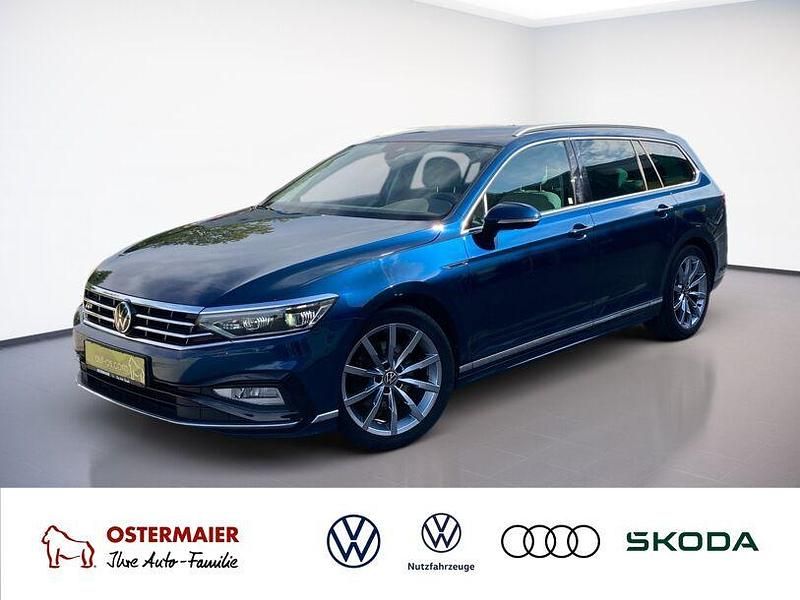 Gebraucht VW Passat R-line 200 PS (147 kW) 2022 Aquamarinblau Kombi
