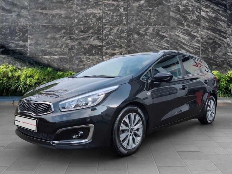 Zilinaschwarz Gebraucht 2018 Kia Ceed Sportswagon DREAM-TEAM Edition Kombi | 8.950 € (Fairer Preis) - Bild 1/4