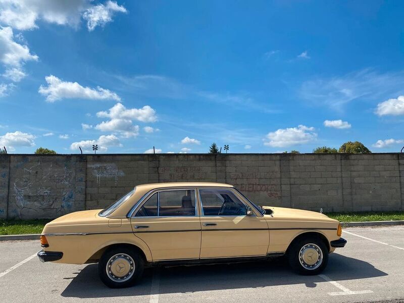 Braun Gebraucht 1984 Mercedes 200 Limousine | 4.000 € - Bild 1/4