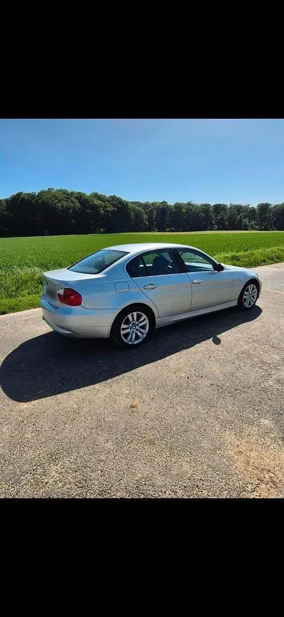 Gebraucht BMW 325 Performance 218 PS (160 kW) 2007 Silber Limousine