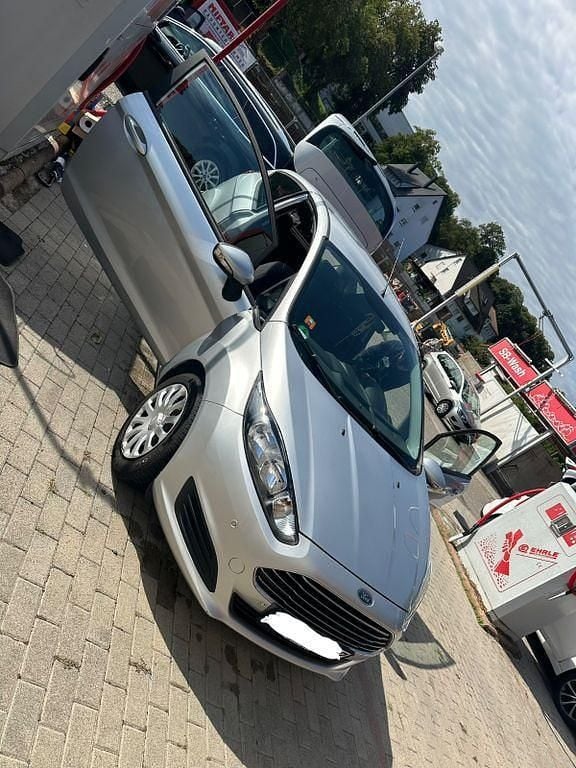 Gebraucht Ford Fiesta Titanium 101 PS (74 kW) 2014 Grau Kleinwagen