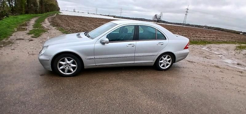 Gebraucht Mercedes C240 Elegance 170 PS (125 kW) 2001 Silber Limousine