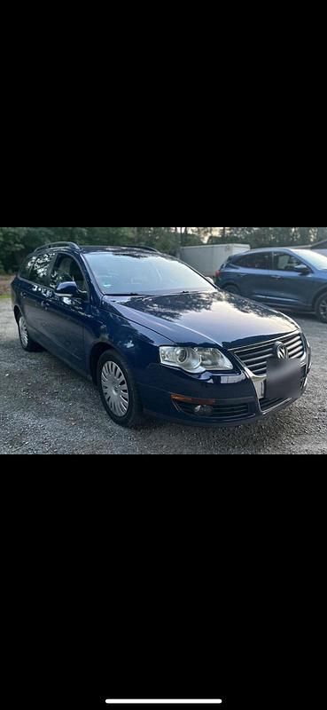 Blau Gebraucht 2009 VW Passat Kombi | 1.500 € (Superpreis) - Bild 1/4