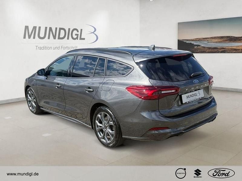 Usado Ford Focus ST-Line X 155 CV (114 kW) 2023 Gris Familiar