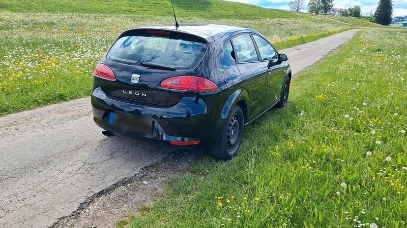 Second-hand Seat Leon 160 CP (117 kW) 2009 Negru Hatchback