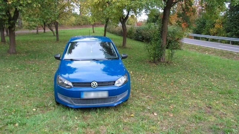 Second-hand VW Polo 60 CP (44 kW) 2009 Albastru Hatchback