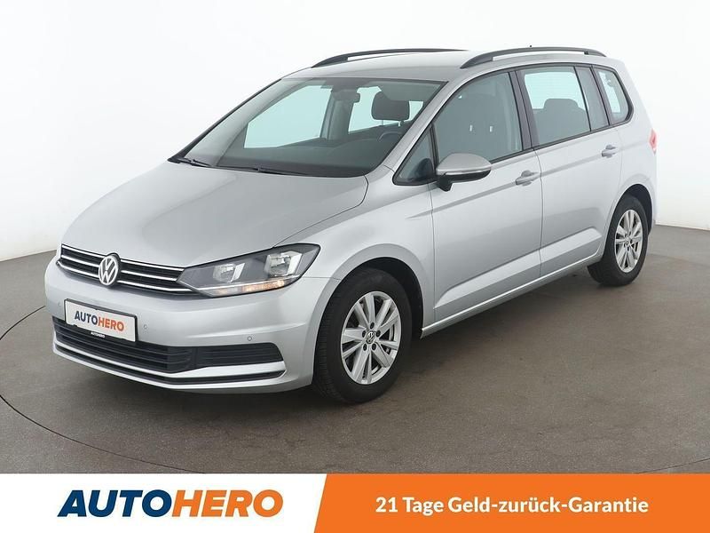 Grau Gebraucht 2020 VW Touran Comfortline Van / Kleinbus | 22.980 € (Guter Preis) - Bild 1/3