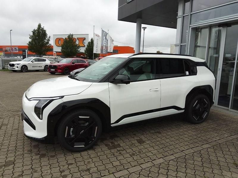 Neu Kia EV3 Comfort 150 kW (204 PS) 2025 Schneeweiss SUV