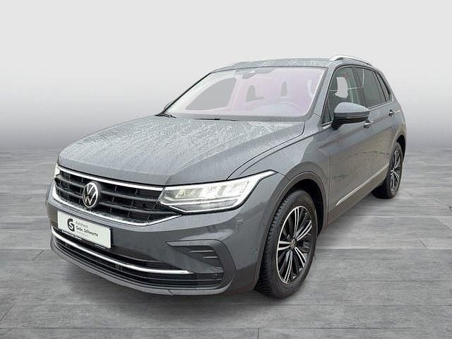 Gebraucht VW Tiguan Active 150 PS (110 kW) 2021 Grau SUV