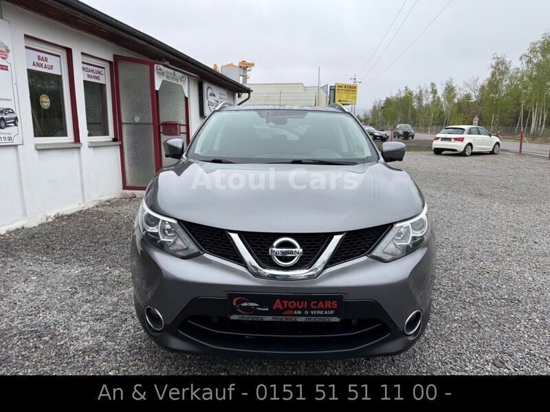 Grau Gebraucht 2016 Nissan Qashqai 360º SUV | 9.999 € (Guter Preis) - Bild 1/4