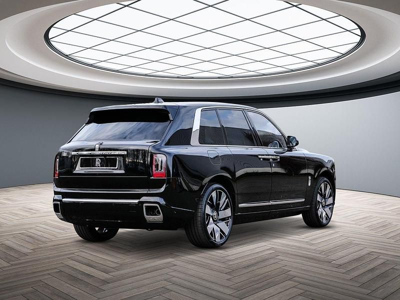 Neu Rolls Royce Cullinan 600 PS (441 kW) 2026 Blak diamond SUV