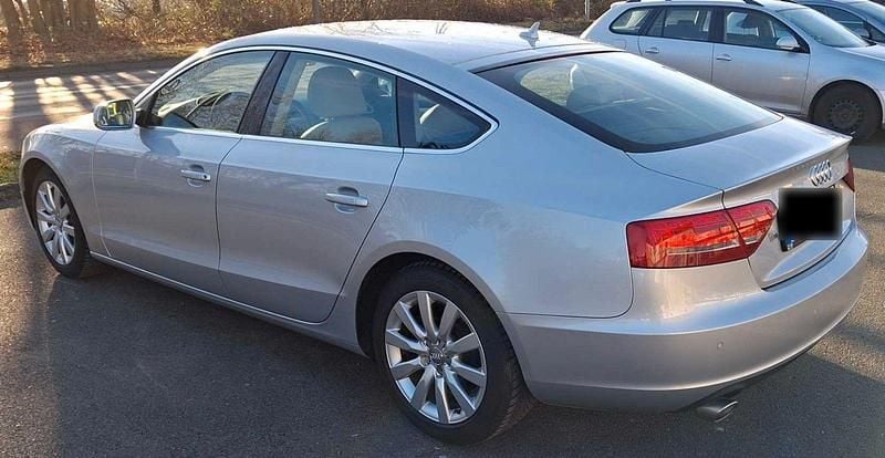 Gebraucht Audi A5 Sportback Sport 300 PS (220 kW) 2009 Silber Kleinwagen