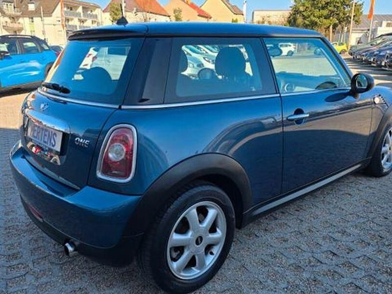 Gebraucht Mini ONE 75 PS (55 kW) 2009 Blau Kleinwagen
